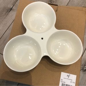 Nora Fleming triple dish. New in box! Never used!
